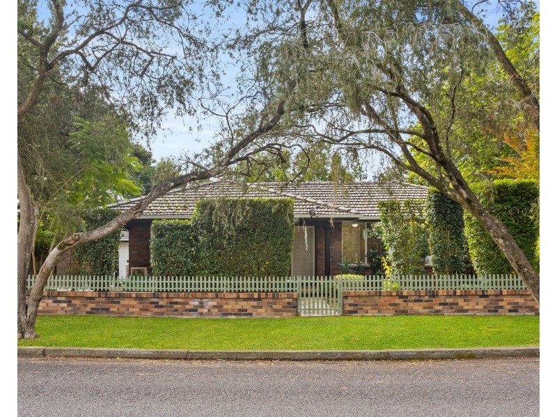 86 Panonia Road, Wyong NSW 2259