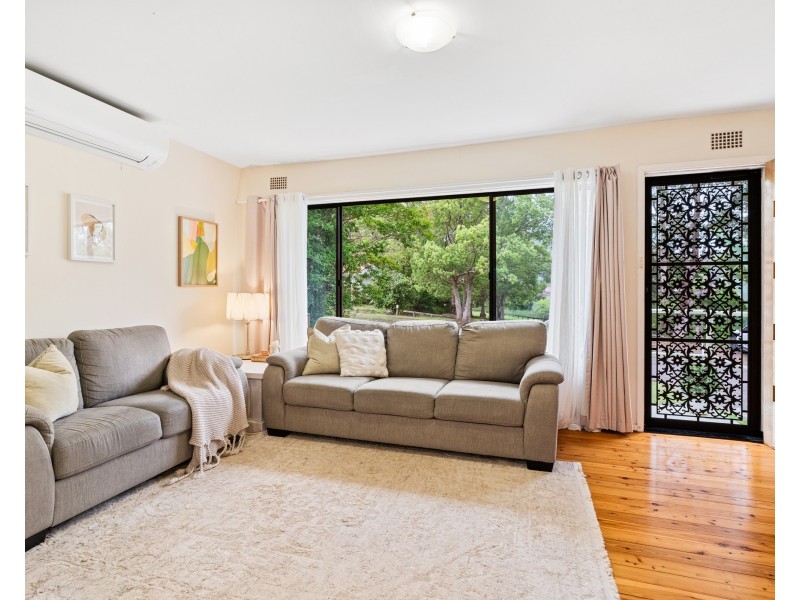 106 Glennie Street, Wyoming NSW 2250