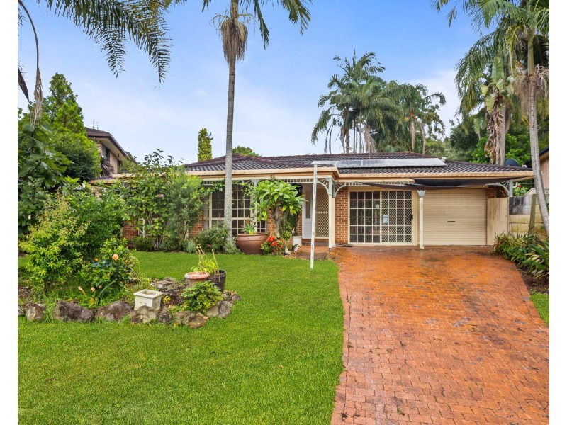 7 Costa Close, Green Point NSW 2251