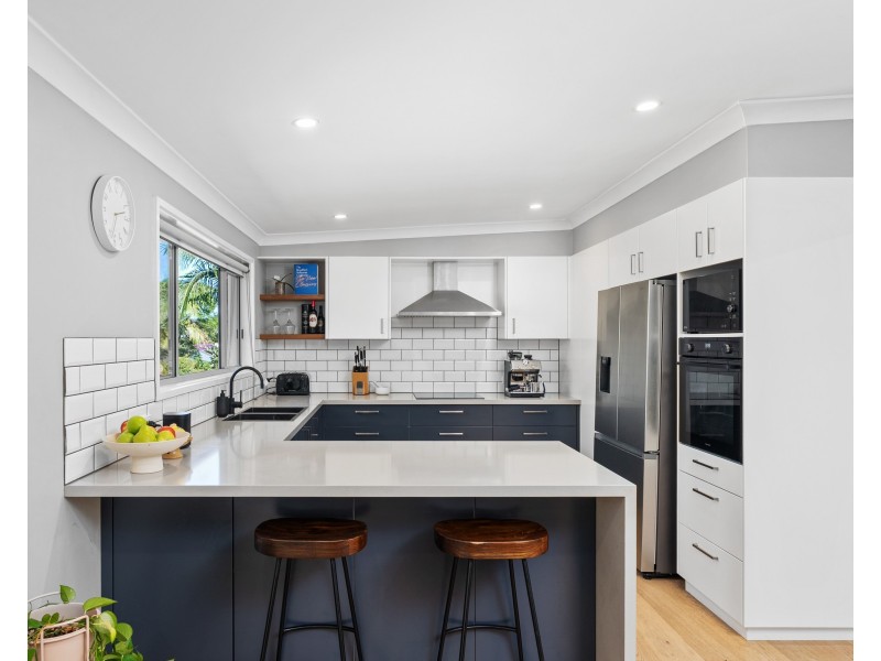 11 Green Plateau Road, Springfield NSW 2250