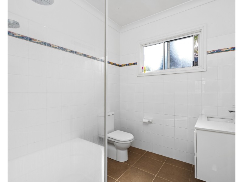 37 Manly Parade, The Entrance North NSW 2261