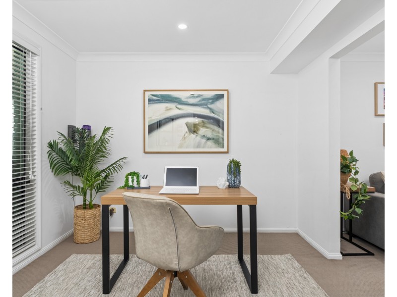 4 Bannister Drive, Erina NSW 2250