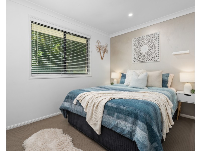 4 Bannister Drive, Erina NSW 2250