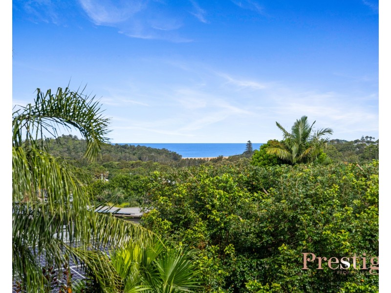 16 Coreen Drive, Wamberal NSW 2260