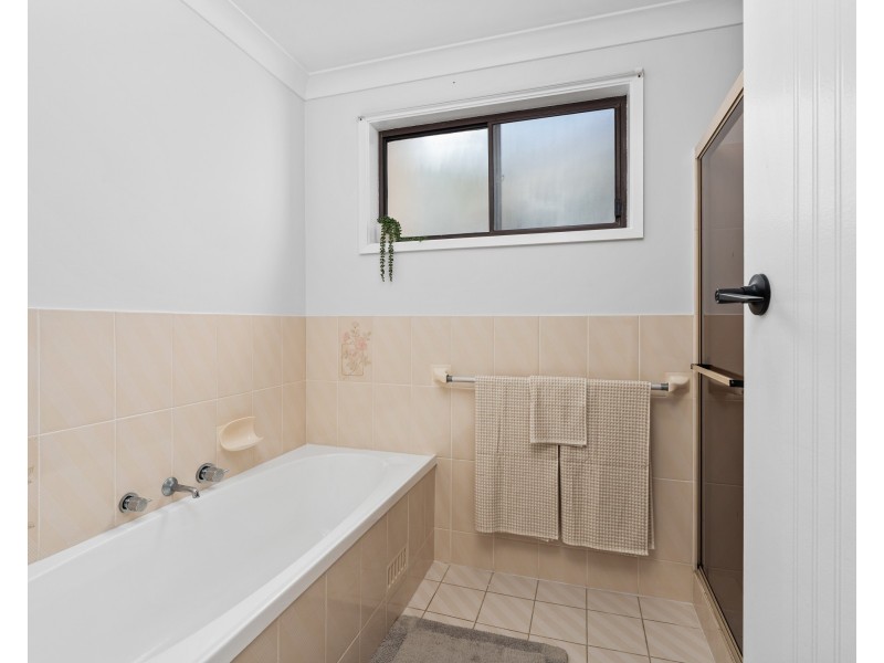 16 Coreen Drive, Wamberal NSW 2260