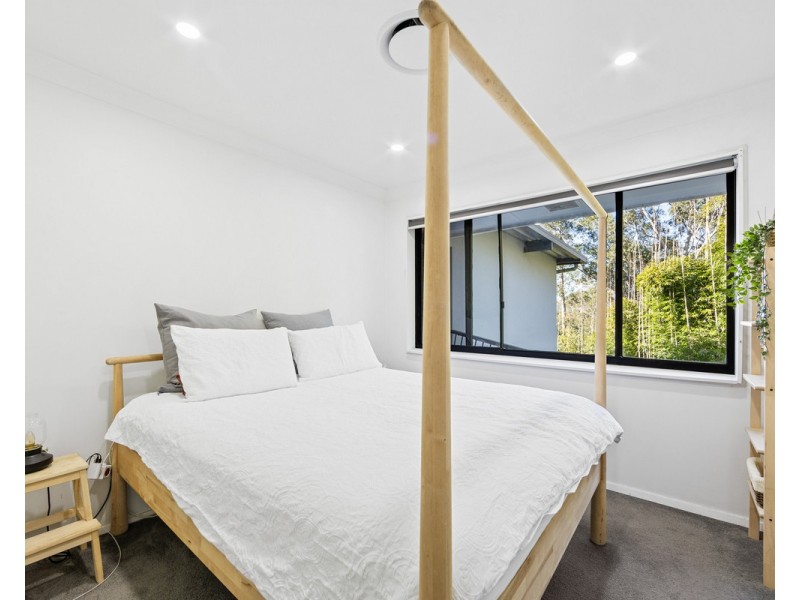 6 Gregory Street, Wyoming NSW 2250