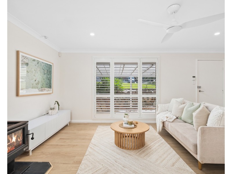 16 Avalon Road, Springfield NSW 2250