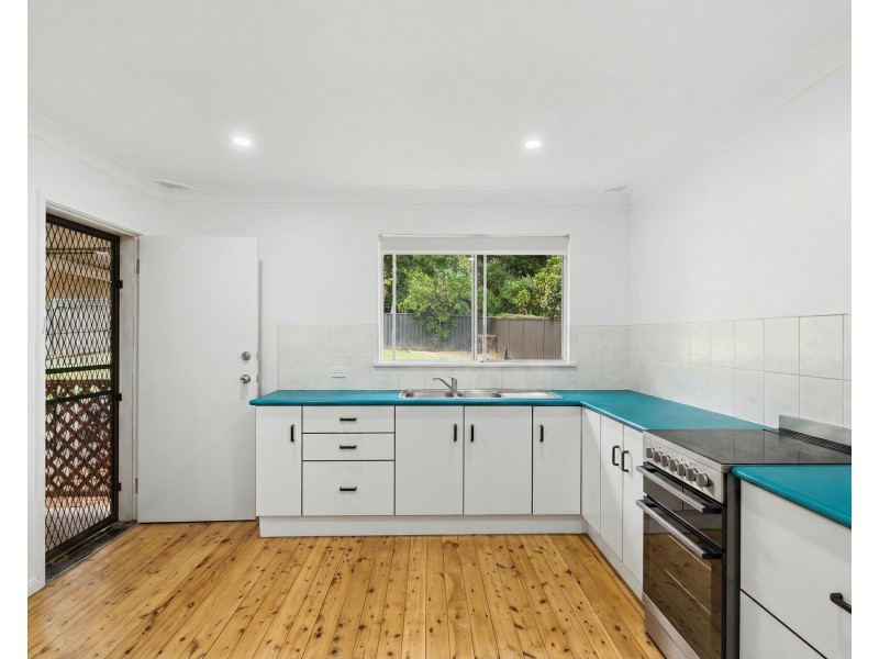 5 Karina Drive, Narara NSW 2250