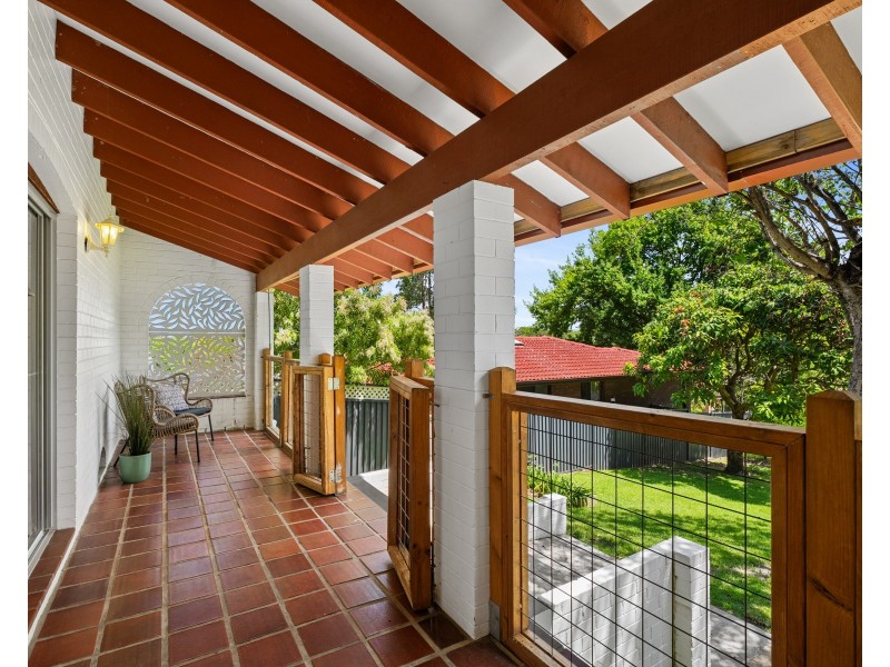 24 Lock Avenue, Springfield NSW 2250