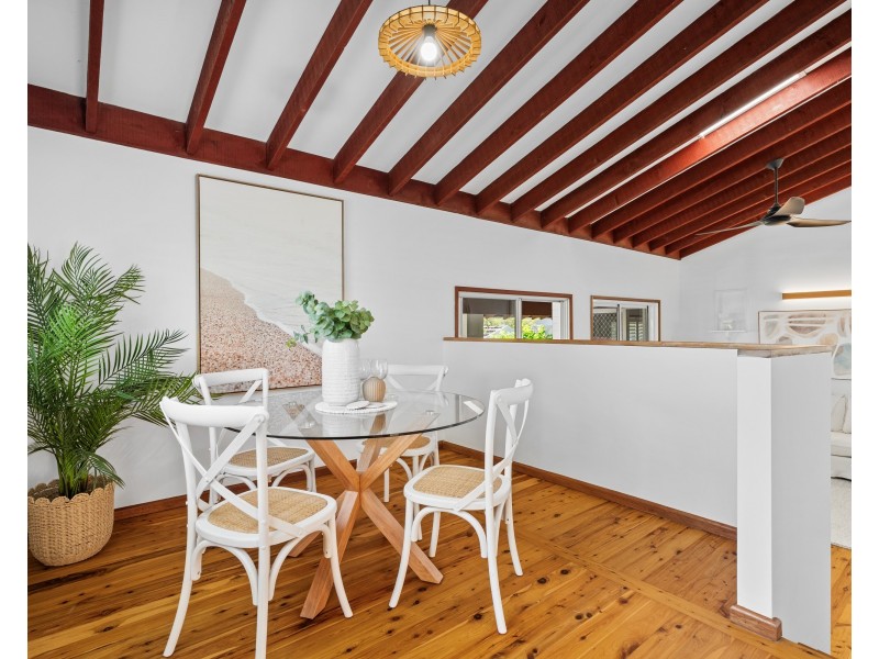 24 Lock Avenue, Springfield NSW 2250