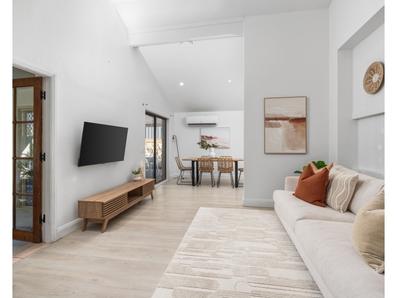 48 Chamberlain Road, Wyoming NSW 2250