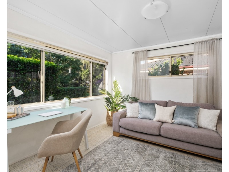 48 Chamberlain Road, Wyoming NSW 2250