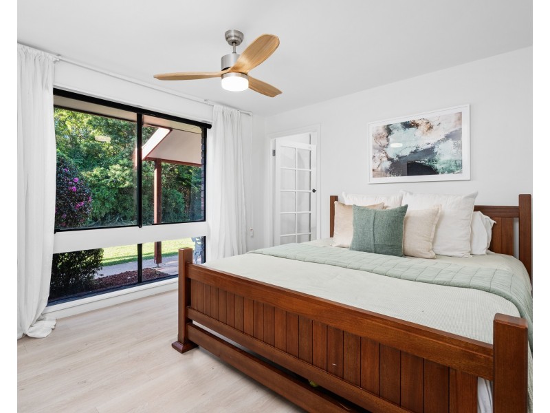 48 Chamberlain Road, Wyoming NSW 2250