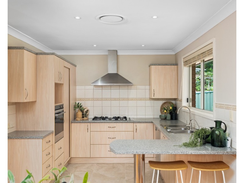 33 Pearson Street, Narara NSW 2250