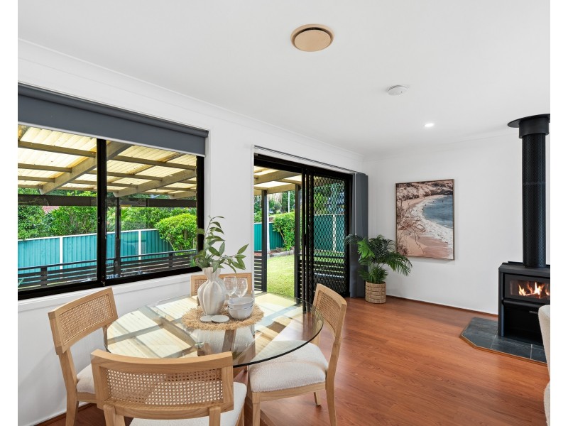 2 Bottlebrush Close, Wyoming NSW 2250