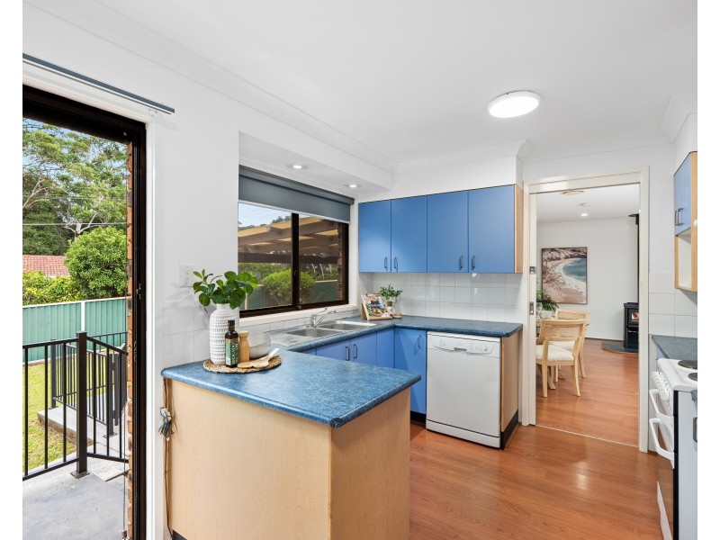 2 Bottlebrush Close, Wyoming NSW 2250