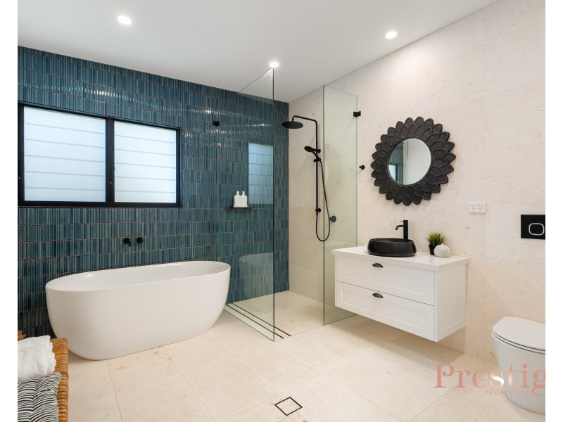 27A Werrina Parade, Blue Bay NSW 2261