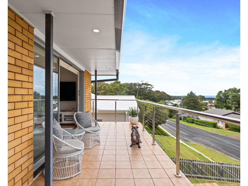 11 Braemar Drive, Wamberal NSW 2260