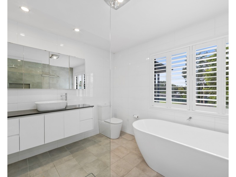 143 Buff Point Avenue, Buff Point NSW 2262