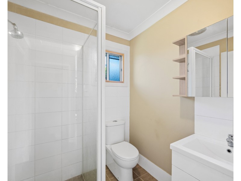 1/5 Lushington Street, East Gosford NSW 2250