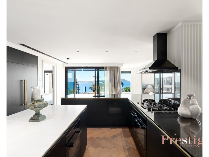 27/8 Terrigal Esplanade, Terrigal NSW 2260