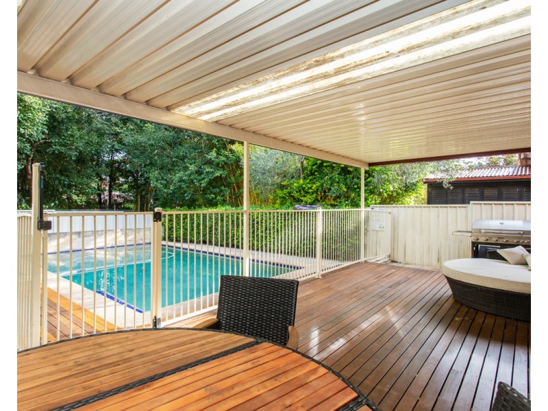 99 Woodview Avenue, Lisarow NSW 2250