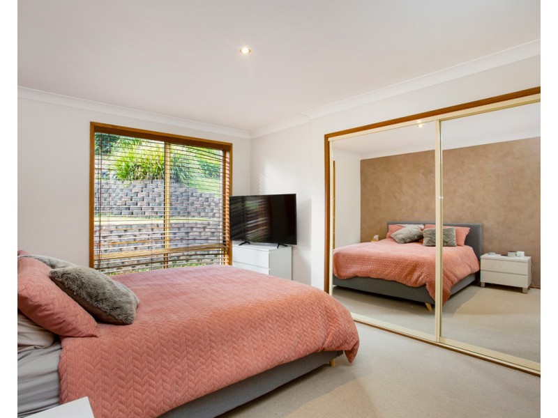 99 Woodview Avenue, Lisarow NSW 2250