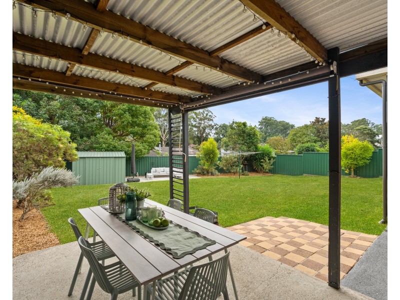 16 Karina Drive, Narara NSW 2250