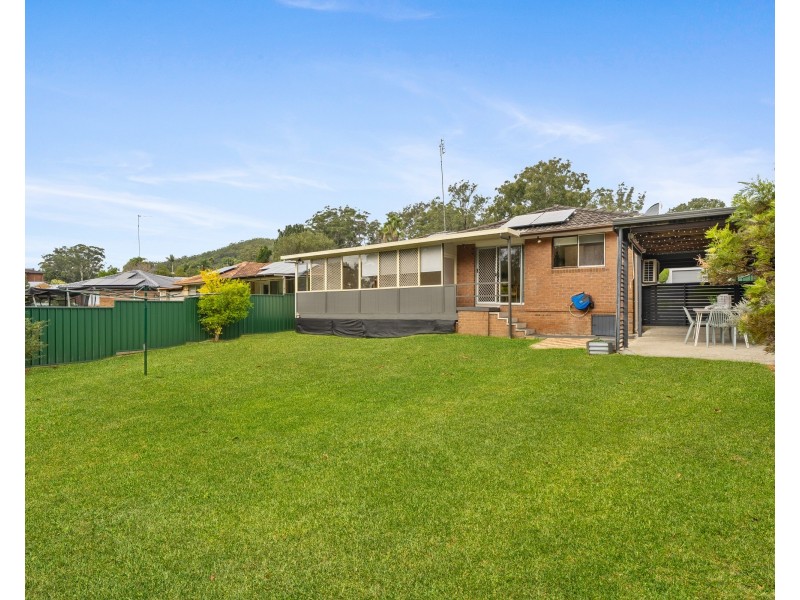 16 Karina Drive, Narara NSW 2250