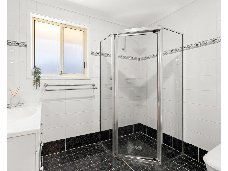 3 McLennan Street, Narara NSW 2250