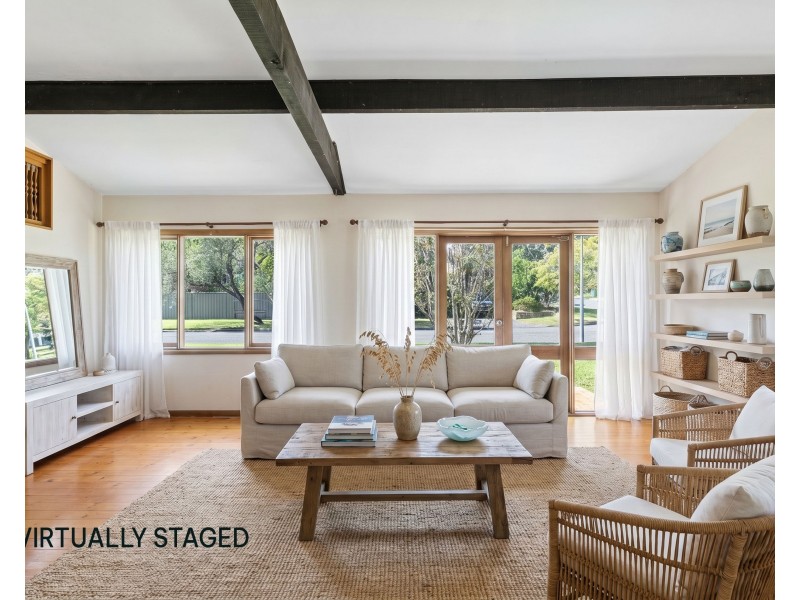 11 Crestwood Avenue, Niagara Park NSW 2250