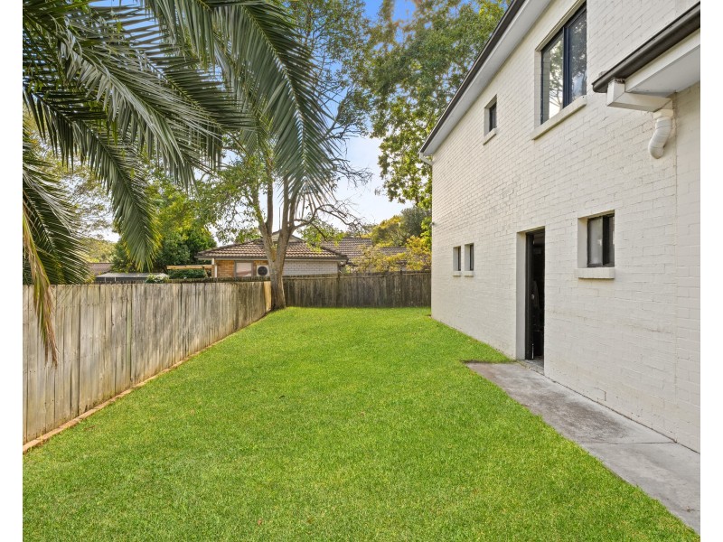 11 Crestwood Avenue, Niagara Park NSW 2250