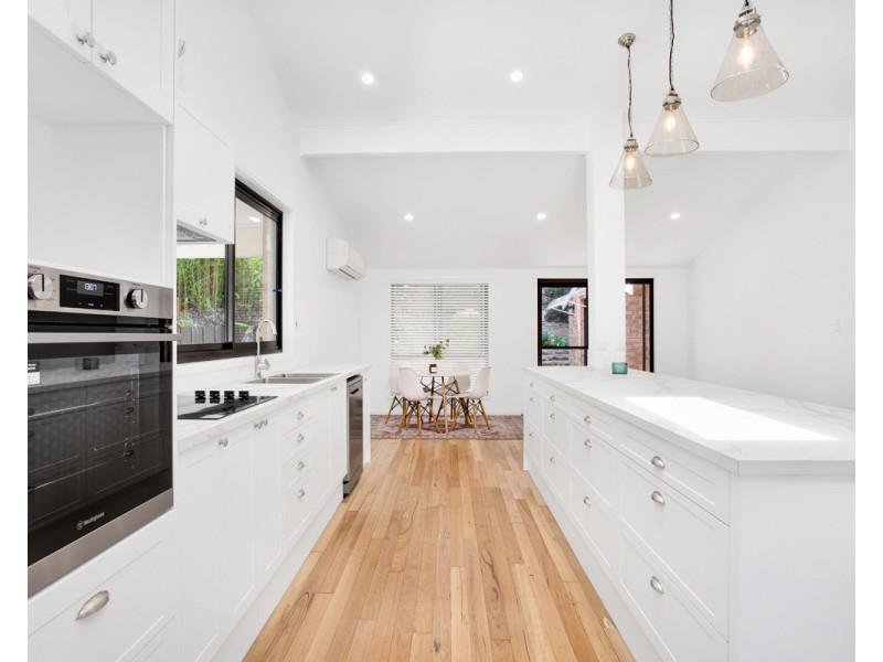 99 Lake Shore Drive, North Avoca NSW 2260