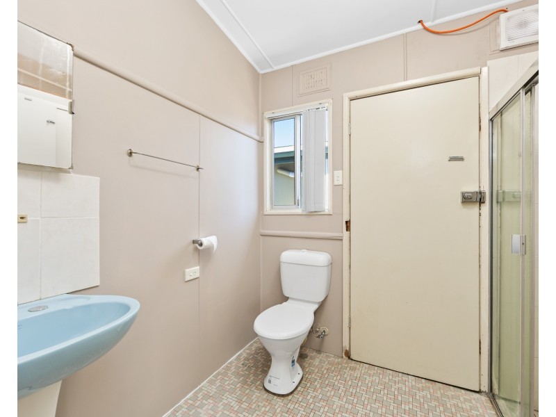 18 Merrendale Avenue, Gorokan NSW 2263