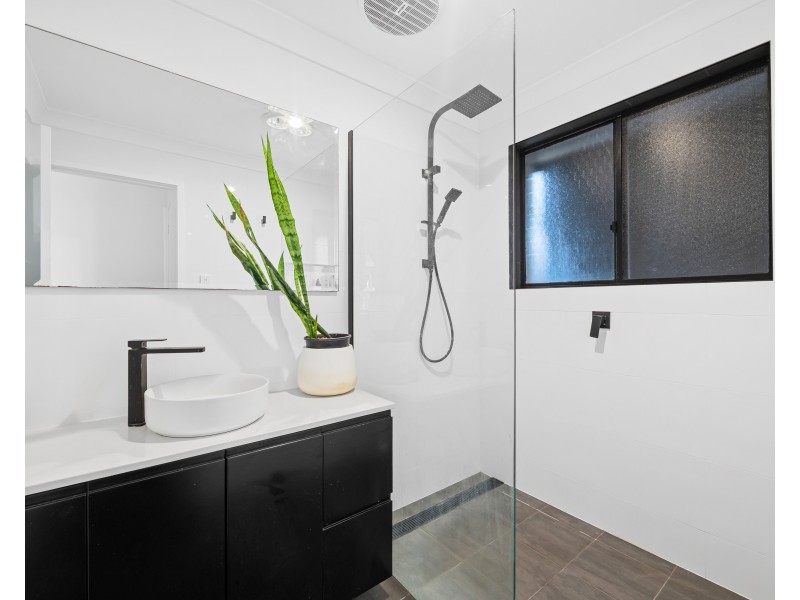 1/39 Victoria Avenue, Toukley NSW 2263