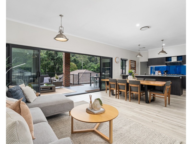 109 Chamberlain Road, Wyoming NSW 2250