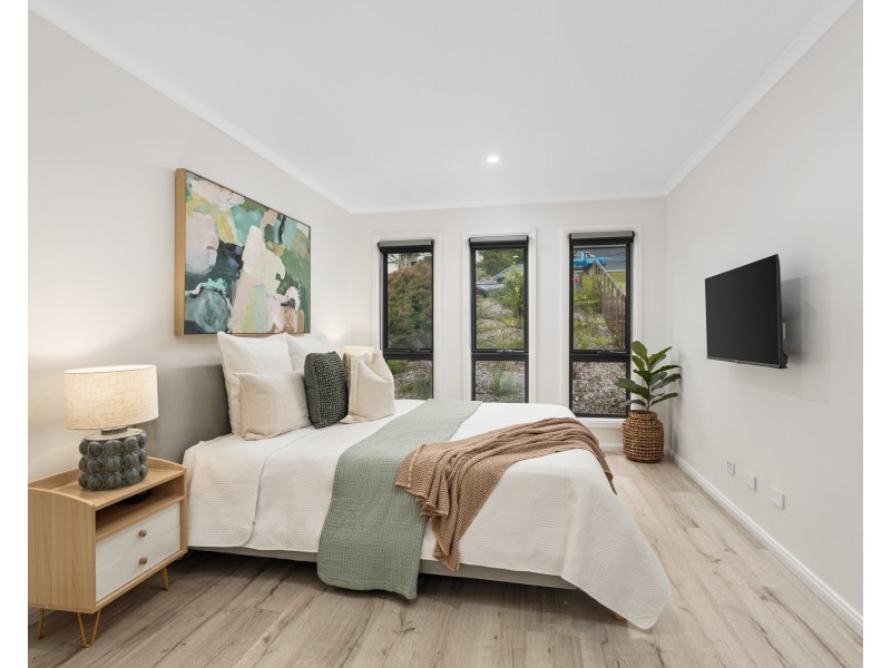 109 Chamberlain Road, Wyoming NSW 2250