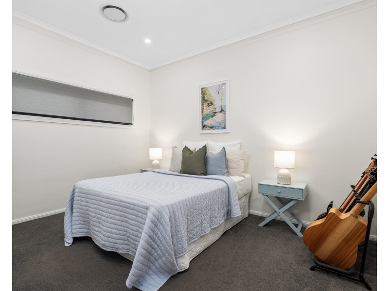 109 Chamberlain Road, Wyoming NSW 2250