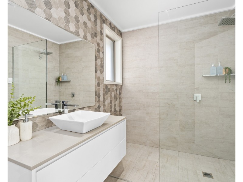 50 Lushington Street, East Gosford NSW 2250