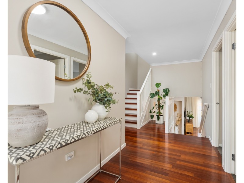 48 Jean Norman Close, Wyoming NSW 2250