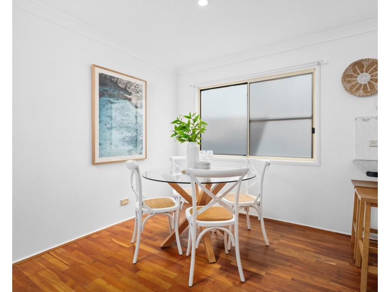 27 Lakala Avenue, Springfield NSW 2250