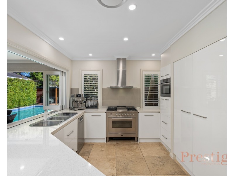 15 View Street, North Avoca NSW 2260