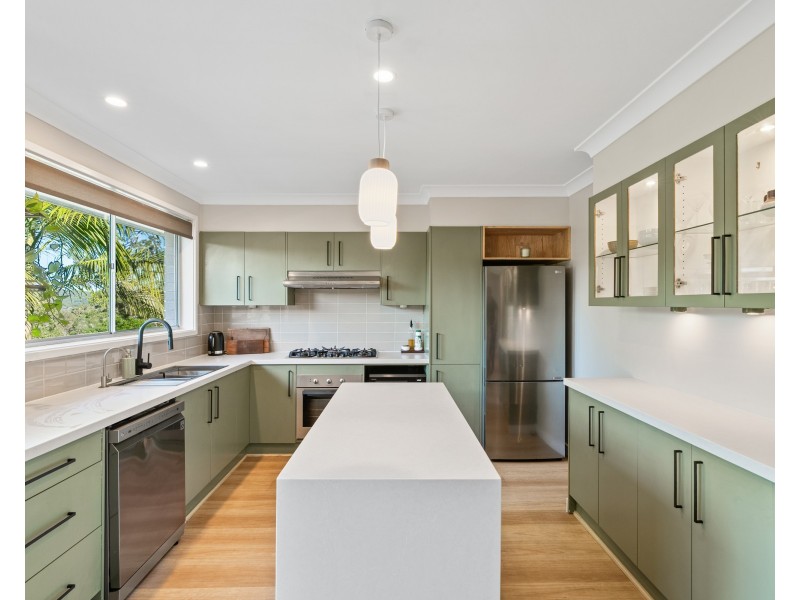 6 Woolard Road, Springfield NSW 2250