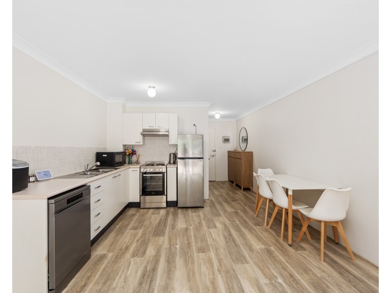 22/145 Faunce Street, Gosford NSW 2250