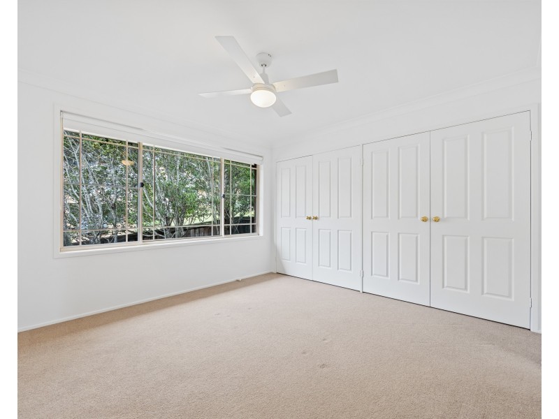 2/136 James Sea Drive, Green Point NSW 2251