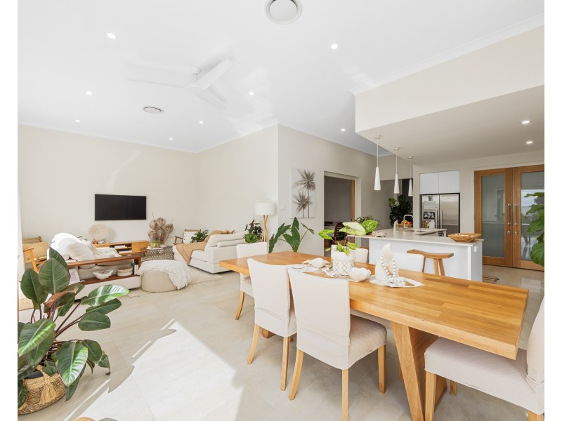 22 Stan Crescent, Bonnells Bay NSW 2264