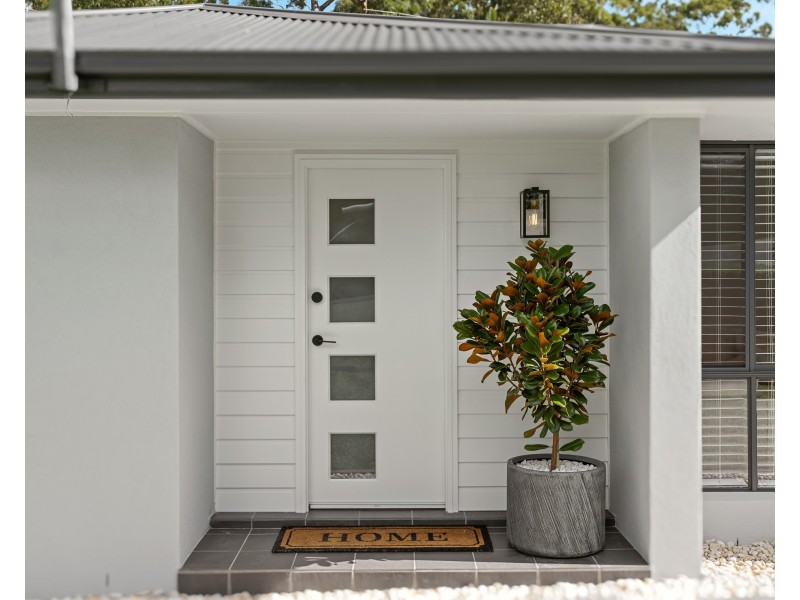 32 Bourbon Street, Wyoming NSW 2250