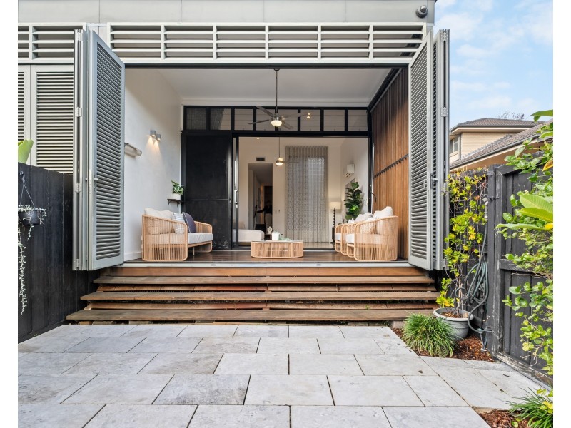 2/41 Frederick Street, East Gosford NSW 2250