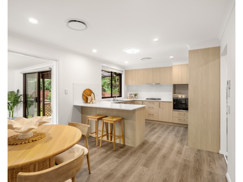 2 Elkhorn Close, Wyoming NSW 2250