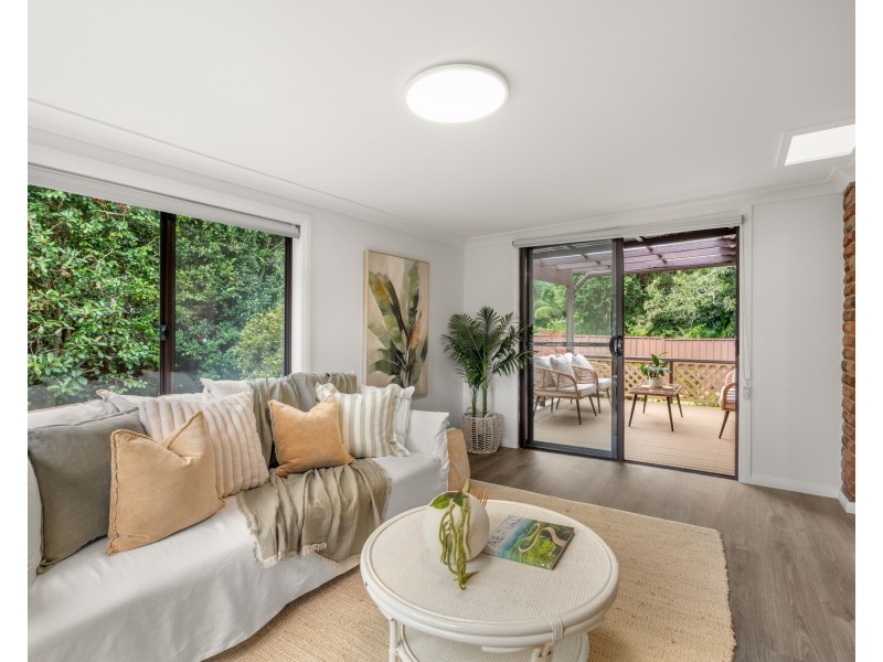 2 Elkhorn Close, Wyoming NSW 2250